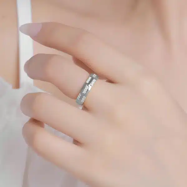 Party Ring - Sparkling Moissanite & 925 Silver Jewelry - Image 5